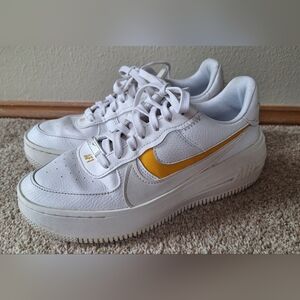 Nike Air Force One PLT.AF.ORM Womens White/Yellow Sneakers Size 7.5